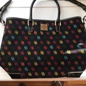 Dooney & Bourke Tote